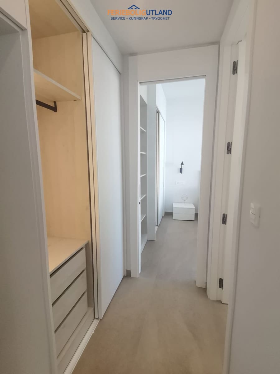 2 bedroom Penthouse for sale in Torrevieja with pool - € 459,000 (Ref: 10006996)