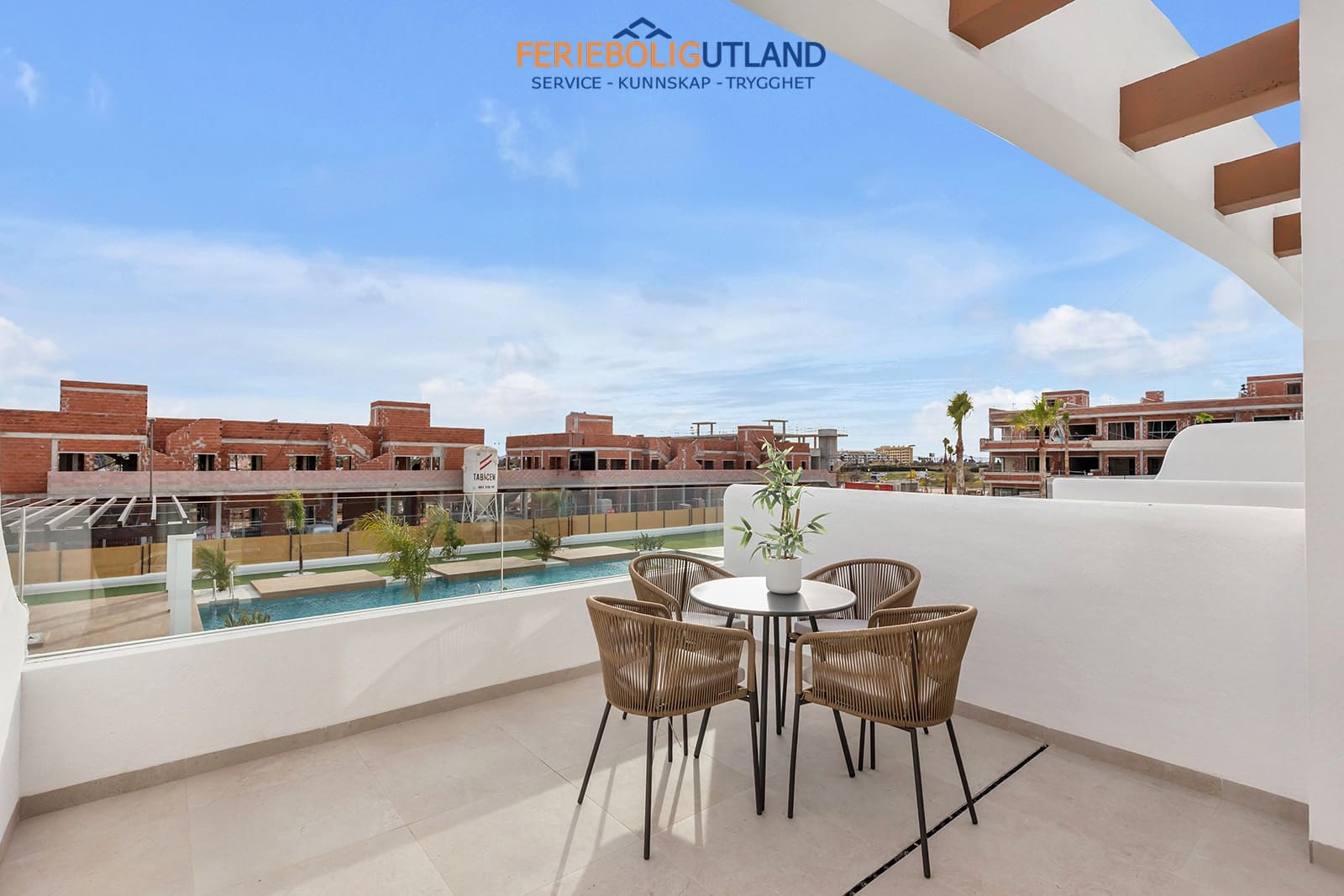 3 Zimmer Apartment zu verkaufen in Los Alcazares mit Pool Garage - 399.000 € (Ref: 10007001)