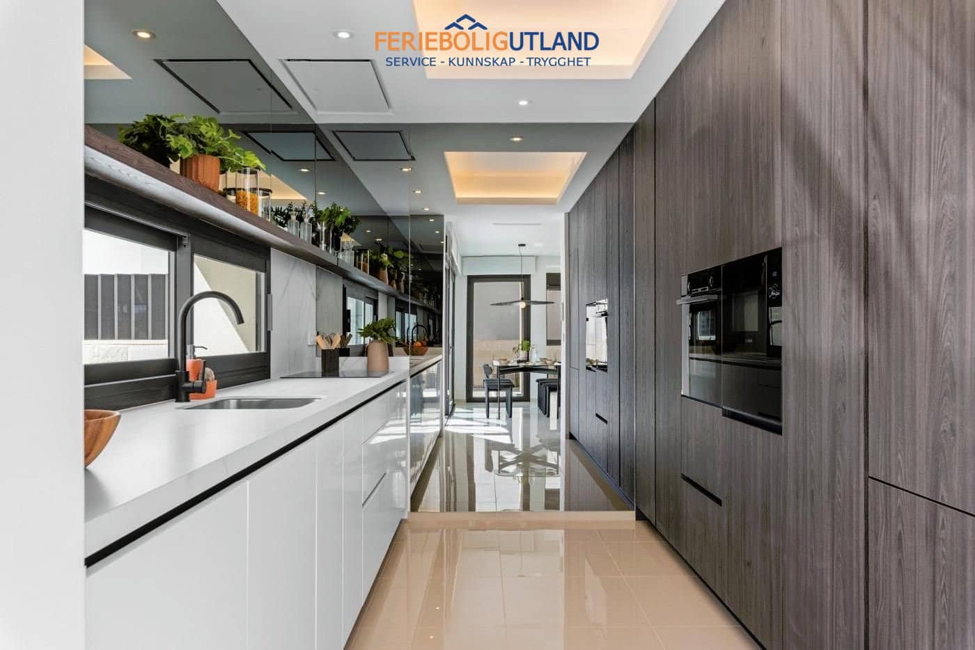3 slaapkamer Villa te koop in Ciudad Quesada met zwembad garage - € 598.980 (Ref: 10007007)