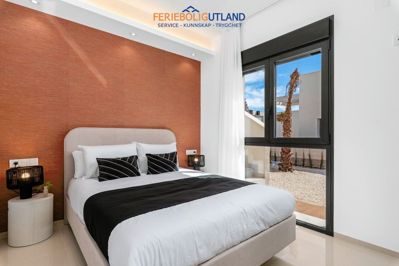 3 slaapkamer Villa te koop in Ciudad Quesada met zwembad garage - € 598.980 (Ref: 10007007)