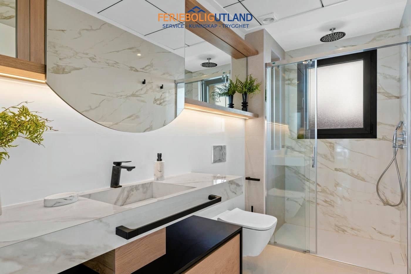 3 slaapkamer Villa te koop in Ciudad Quesada met zwembad garage - € 598.980 (Ref: 10007007)