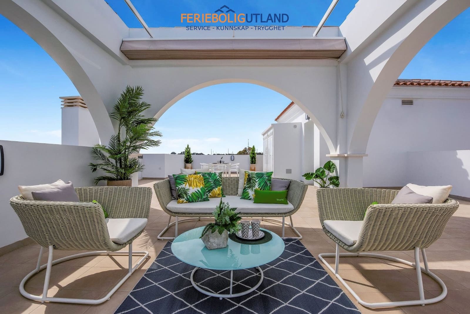 2 slaapkamer Appartement te koop in Ciudad Quesada met zwembad garage - € 327.000 (Ref: 10007008)