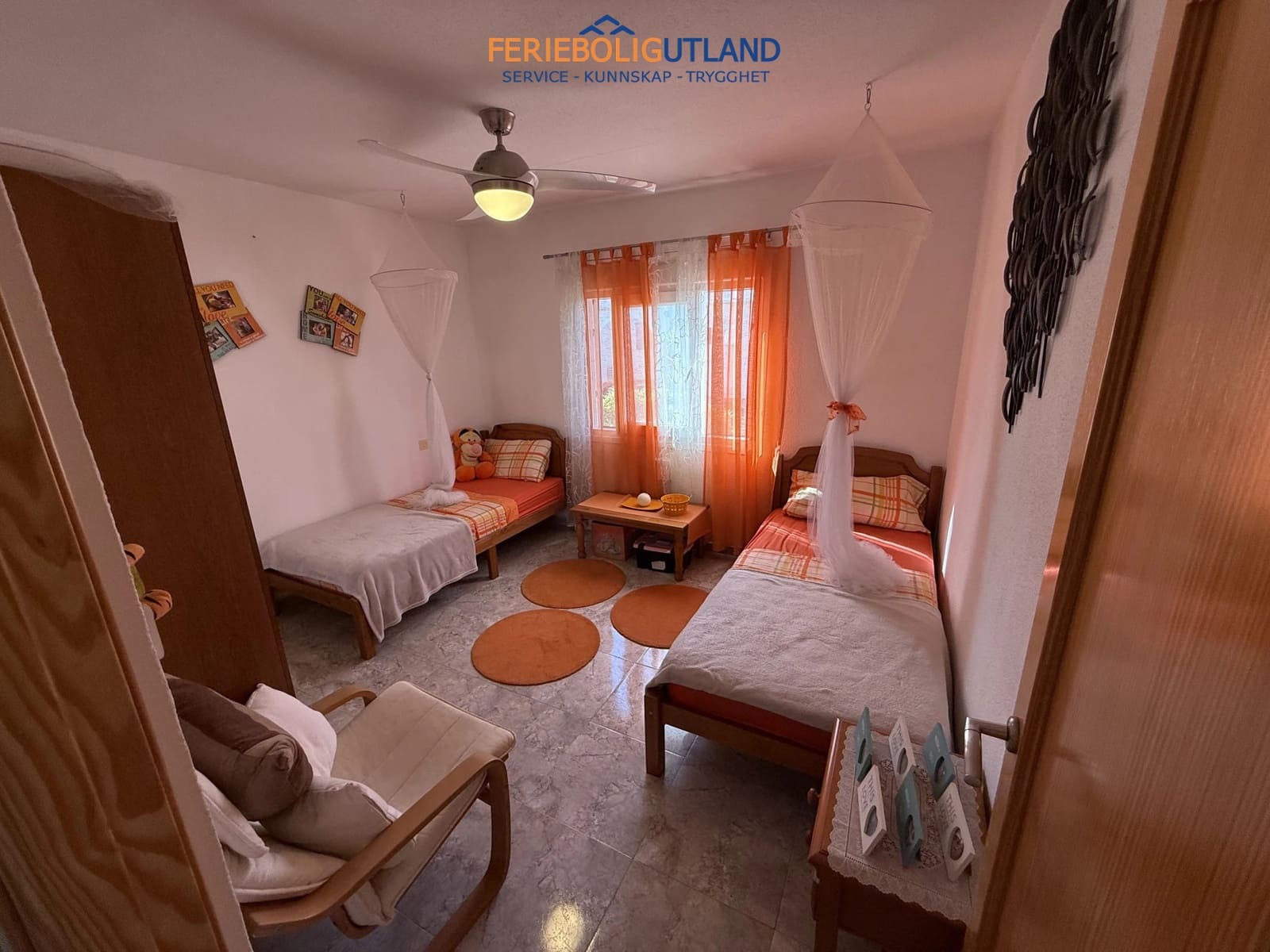 3 chambre Maison de Ville à vendre à Torrevieja avec piscine - 198 000 € (Ref: 10007009)