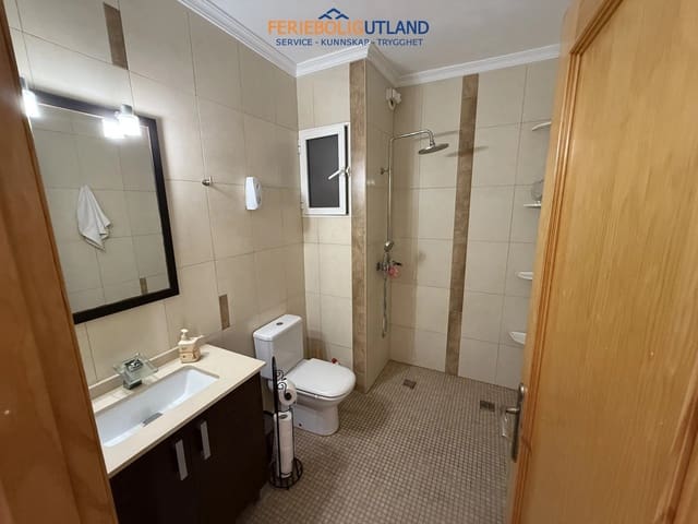 3 slaapkamer Huis te koop in Nueva Torrevieja, Torrevieja met zwembad - € 198.000 (Ref: 10007009)