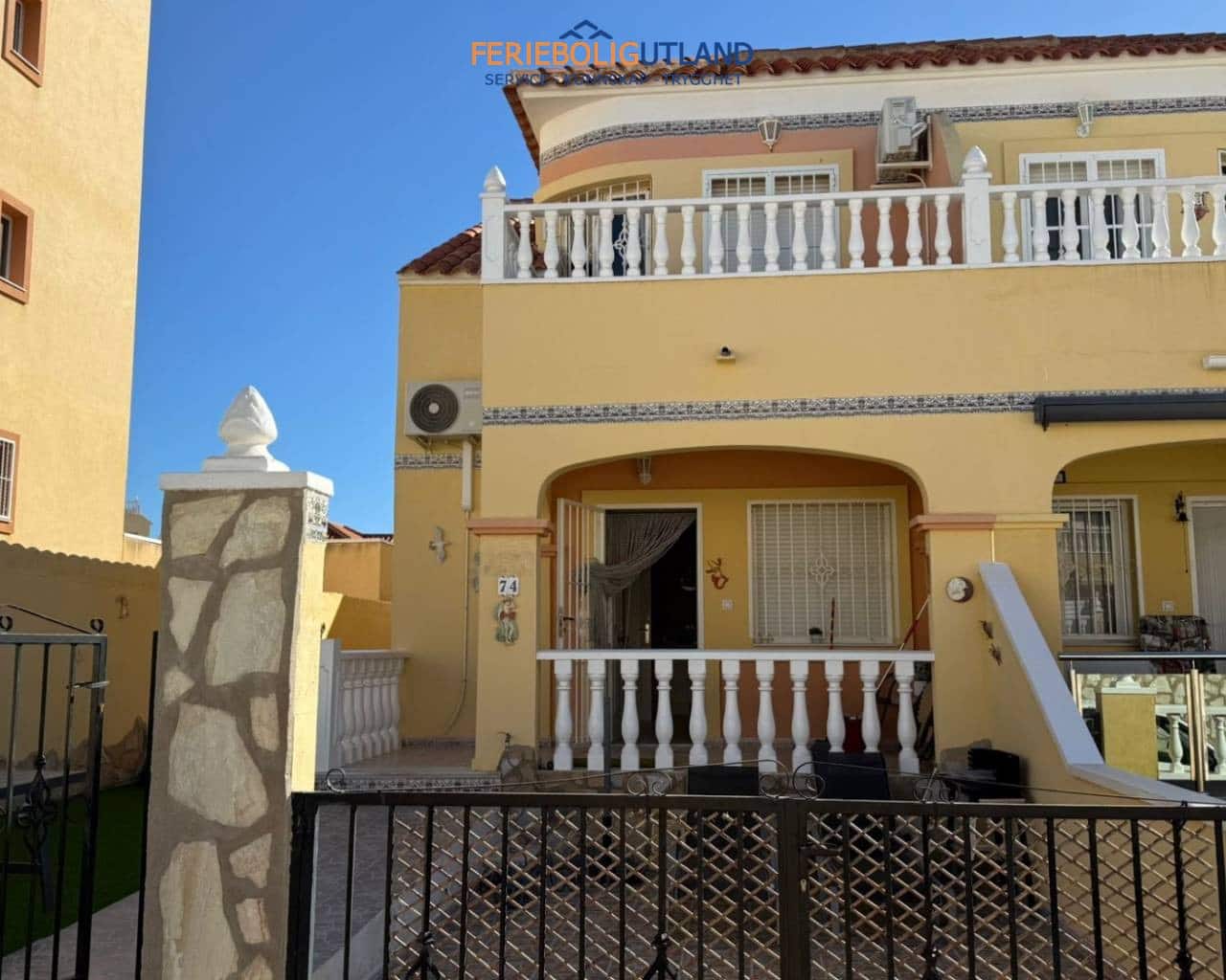 2 quarto Casa em Banda para venda em San Miguel de Salinas com piscina - 210 000 € (Ref: 10007010)
