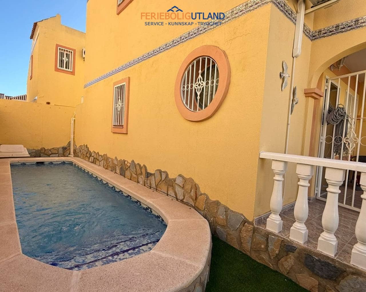 2 quarto Casa em Banda para venda em San Miguel de Salinas com piscina - 210 000 € (Ref: 10007010)