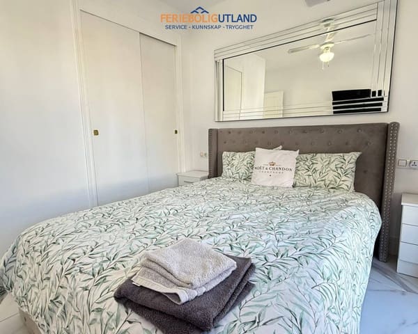 2 quarto Casa em Banda para venda em Blue Lagoon com piscina - 210 000 € (Ref: 10007010)