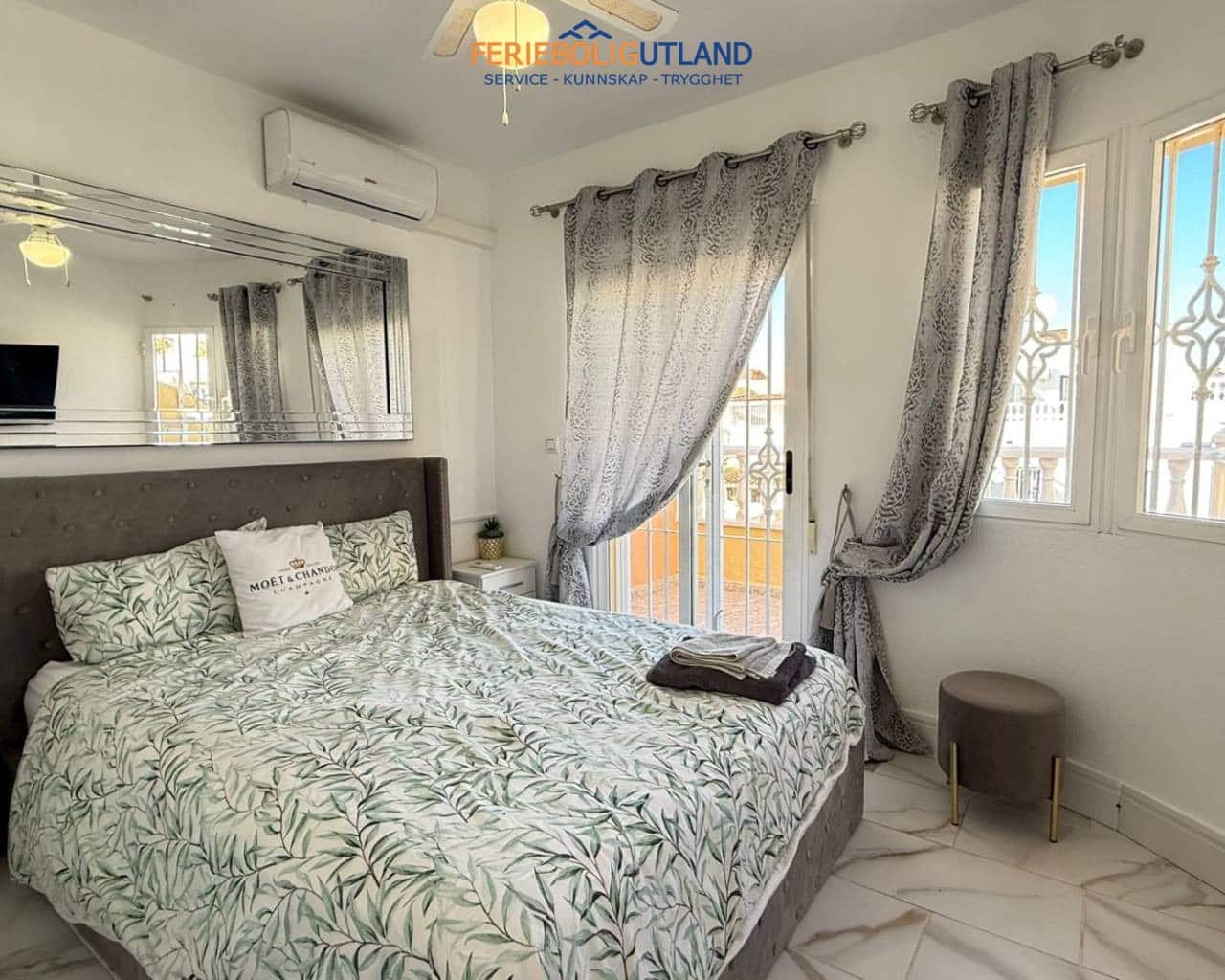 2 quarto Casa em Banda para venda em San Miguel de Salinas com piscina - 210 000 € (Ref: 10007010)