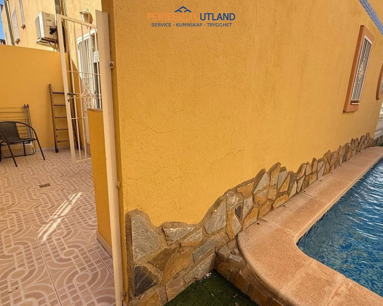 2 quarto Casa em Banda para venda em San Miguel de Salinas com piscina - 210 000 € (Ref: 10007010)