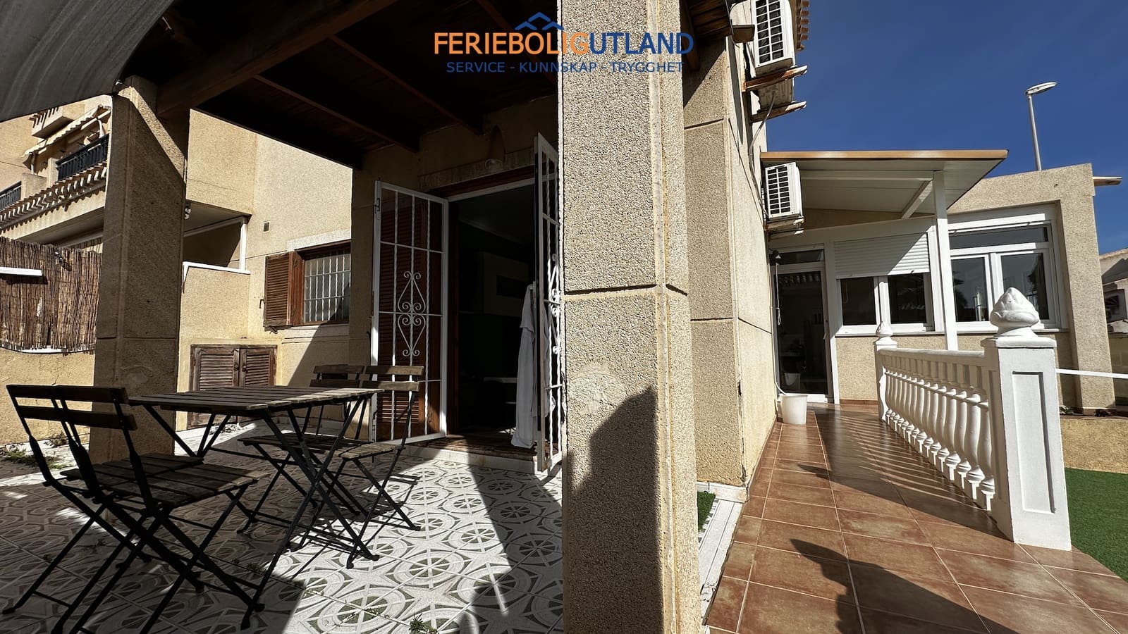 3 slaapkamer Huis te koop in Playa Flamenca met garage - € 239.000 (Ref: 10007011)