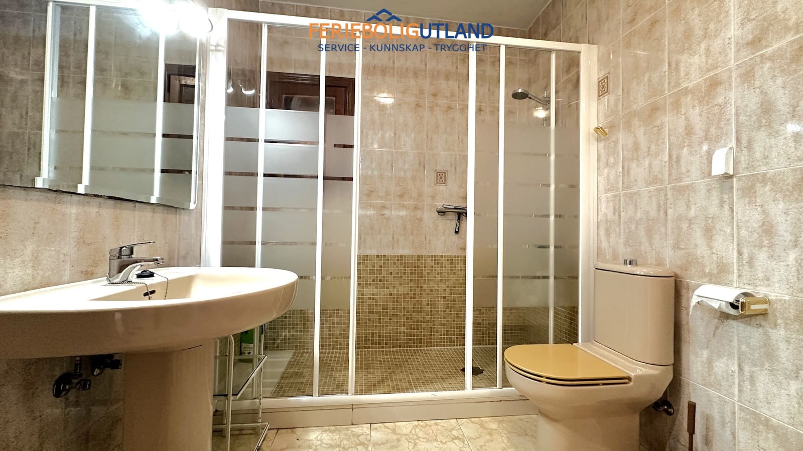 3 slaapkamer Huis te koop in Playa Flamenca met garage - € 239.000 (Ref: 10007011)