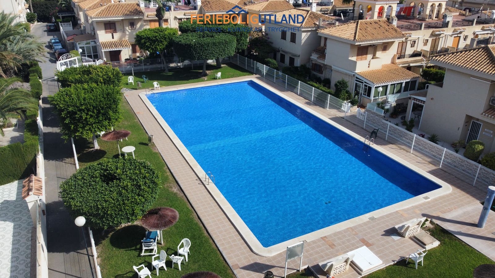 3 slaapkamer Huis te koop in Playa Flamenca met garage - € 239.000 (Ref: 10007011)
