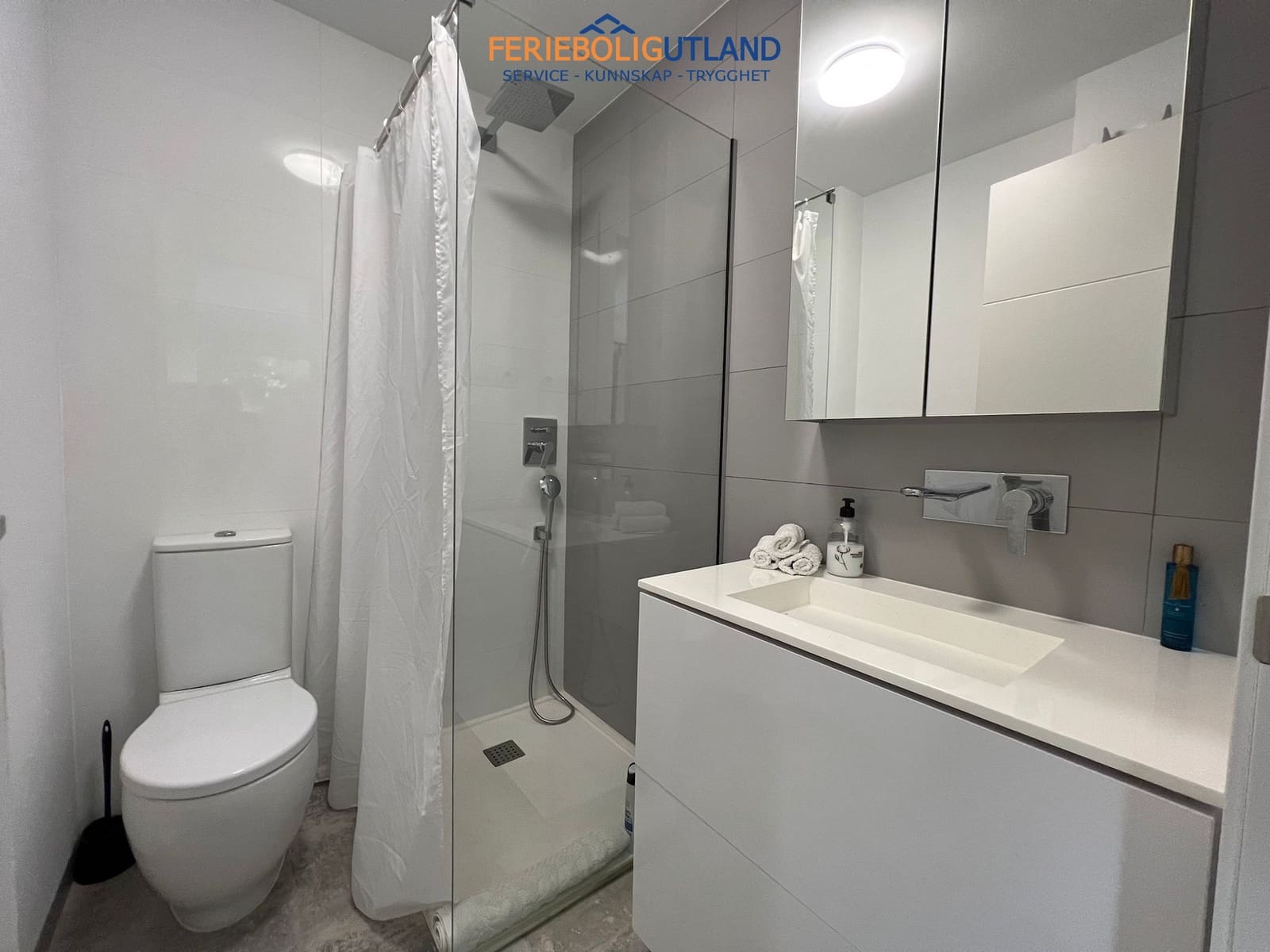 3 soverom Villa til salgs i Pilar de la Horadada med svømmebasseng garasje - € 535 000 (Ref: 10007012)