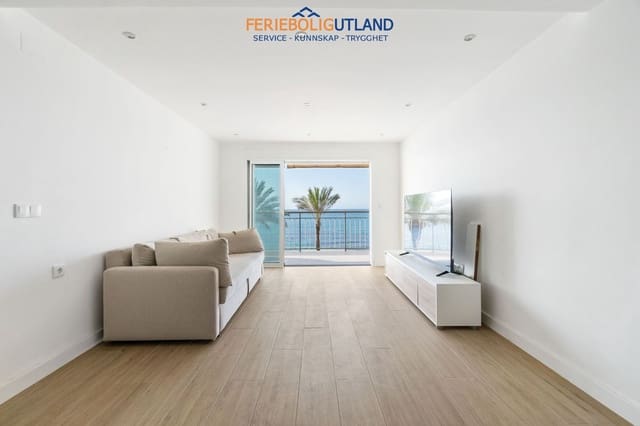 4 soveværelse Lejlighed til salg i Las Piscinas Naturales, Torrevieja - € 379.000 (Ref: 10007014)