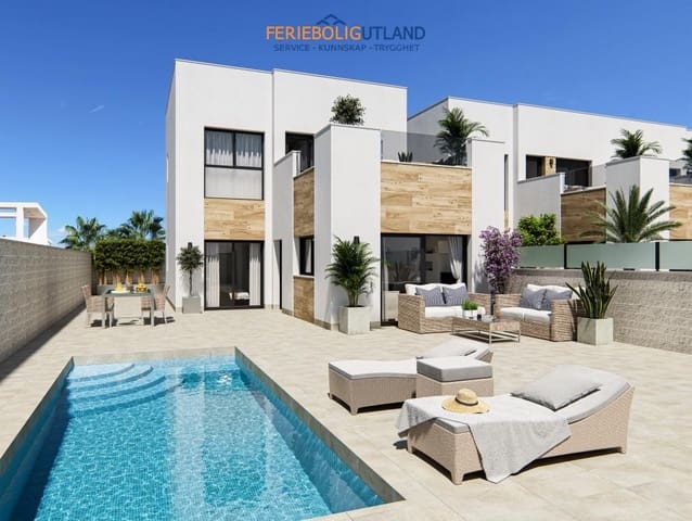 Chalet de 3 habitaciones en La Marina, Elche / Elx en venta con piscina garaje - 395.000 € (Ref: 10007015)