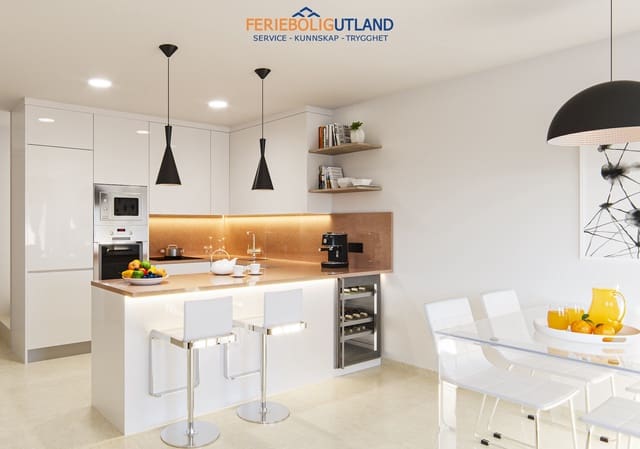 Chalet de 3 habitaciones en La Marina, Elche / Elx en venta con piscina garaje - 395.000 € (Ref: 10007015)
