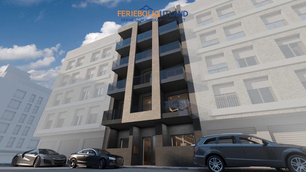 2 soveværelse Penthouse til salg i Torrevieja med swimmingpool - € 290.000 (Ref: 10007018)