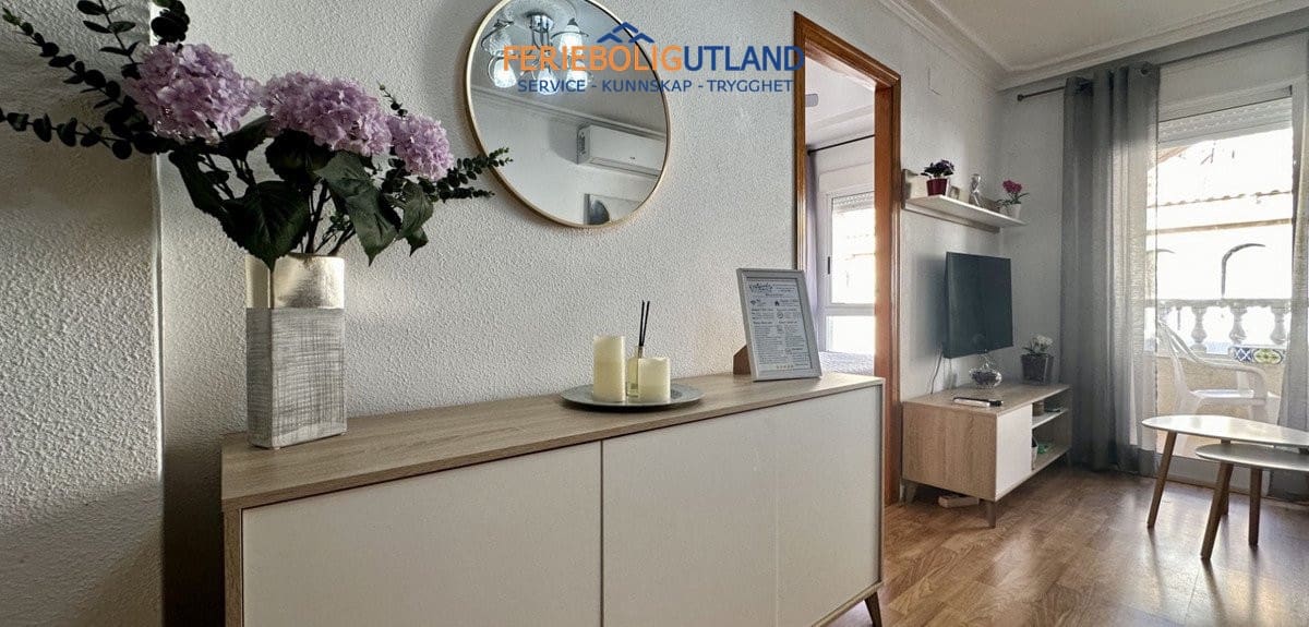 2 soverom Leilighet til salgs i Torrevieja - € 159 000 (Ref: 10007024)