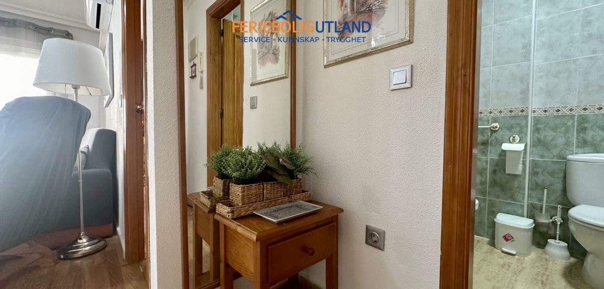2 soverom Leilighet til salgs i Torrevieja - € 159 000 (Ref: 10007024)