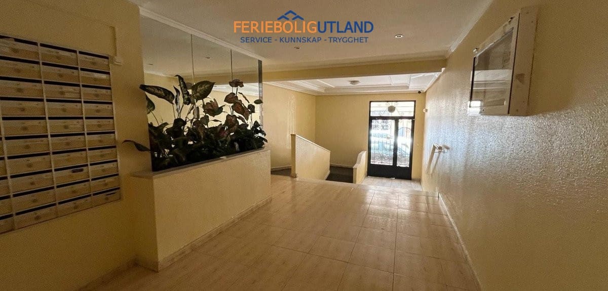 2 soverom Leilighet til salgs i Torrevieja - € 159 000 (Ref: 10007024)