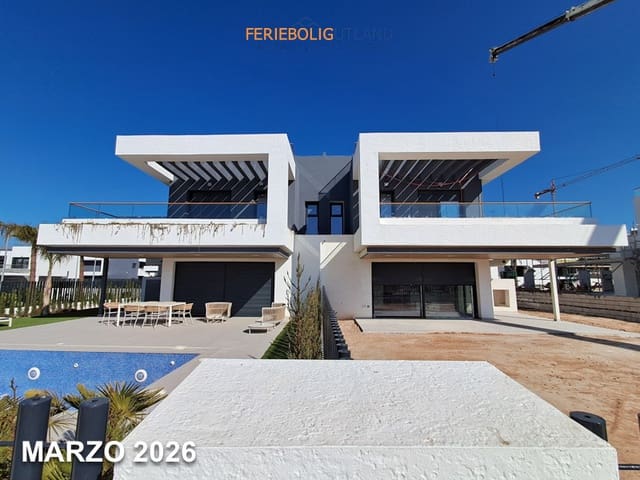 3 slaapkamer Bungalow te koop in Aguas Nuevas, Torrevieja met zwembad garage - € 450.000 (Ref: 10007030)