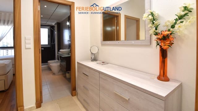 3 soverom Hus til salgs i Zona Pueblo, Guardamar del Segura med svømmebasseng garasje - € 287 000 (Ref: 10007031)