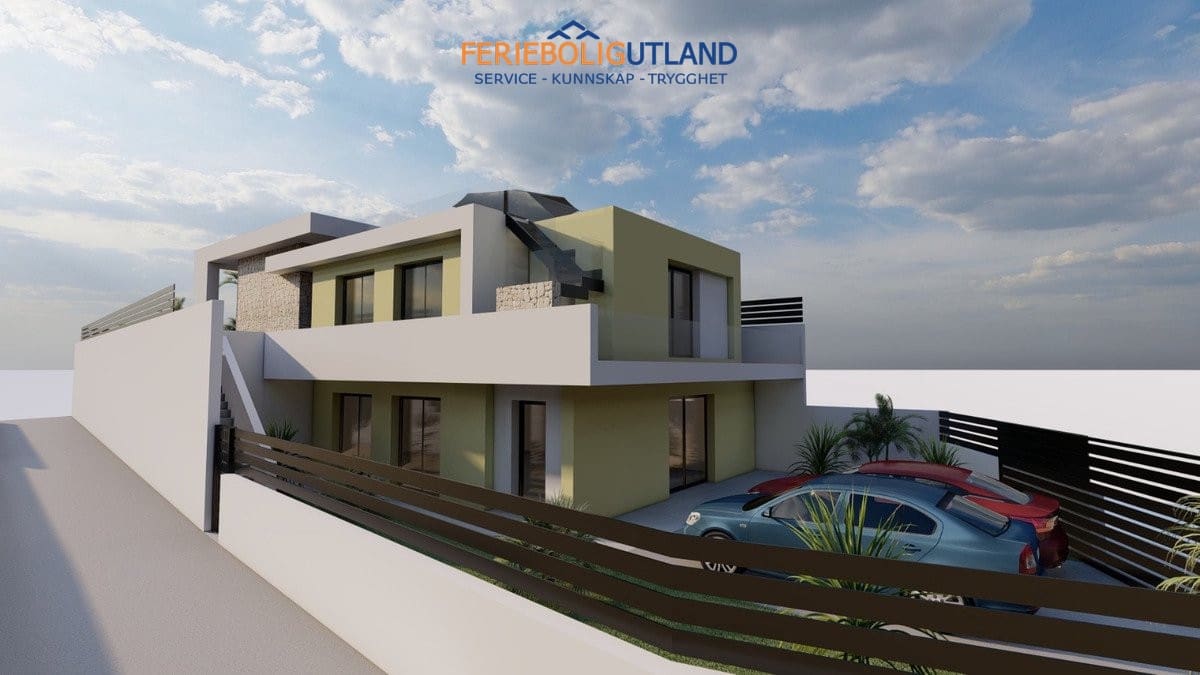 3 soverom Villa til salgs i Torrevieja med svømmebasseng garasje - € 725 000 (Ref: 10007032)