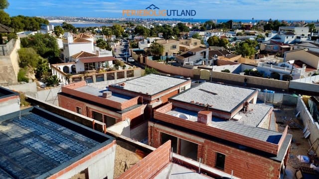 3 soverom Villa til salgs i Los Balcones - Los Altos, Torrevieja med svømmebasseng garasje - € 725 000 (Ref: 10007032)