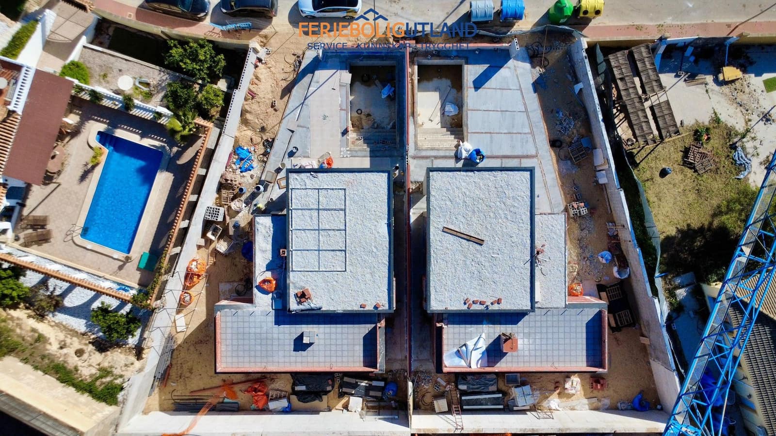 3 soverom Villa til salgs i Torrevieja med svømmebasseng garasje - € 725 000 (Ref: 10007032)