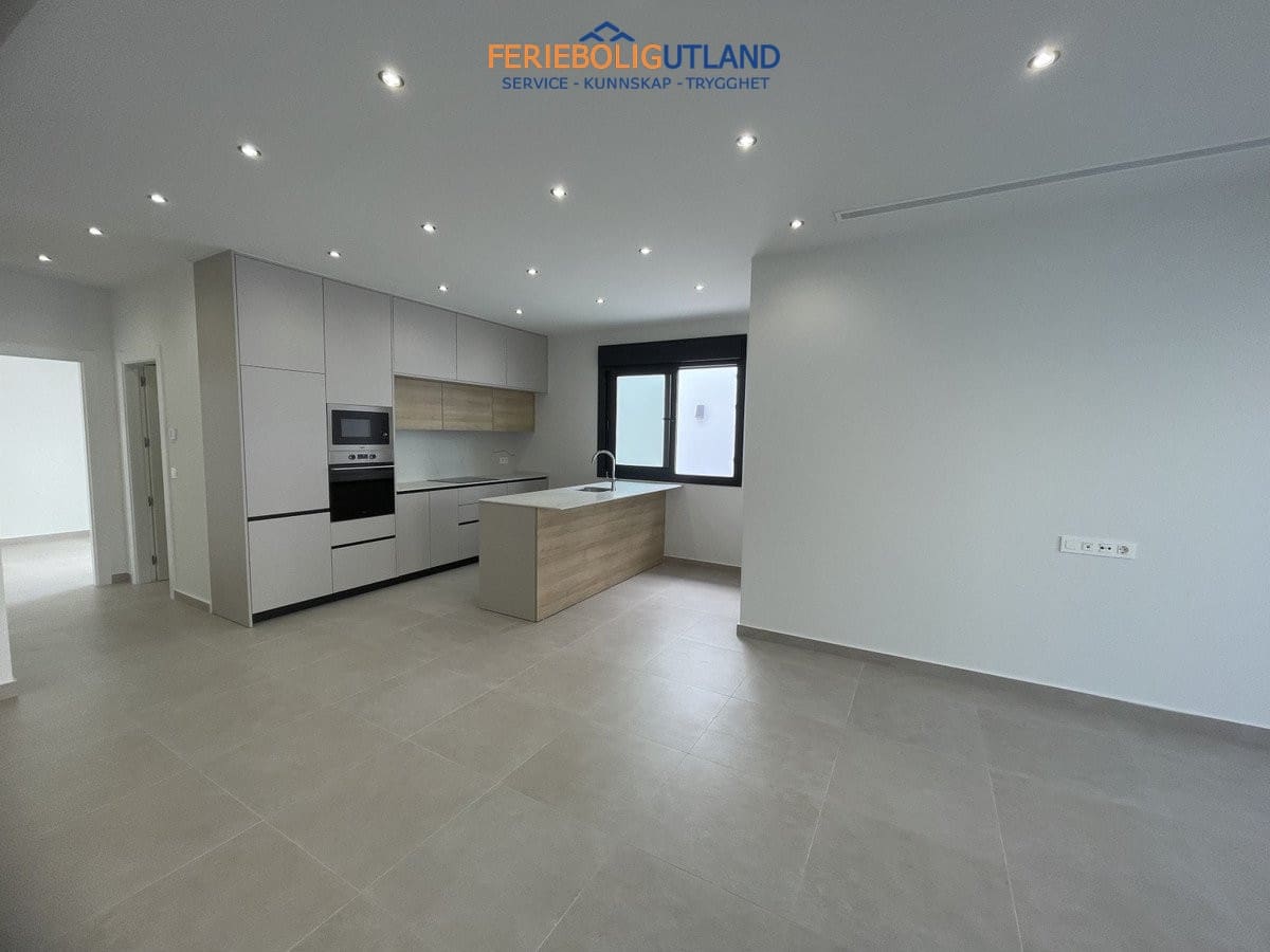 3 camera da letto Villa in vendita in Almoradi con piscina garage - 359.900 € (Rif: 10007033)