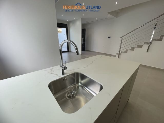3 bedroom Villa for sale in Almoradí with pool garage - € 359,900 (Ref: 10007033)