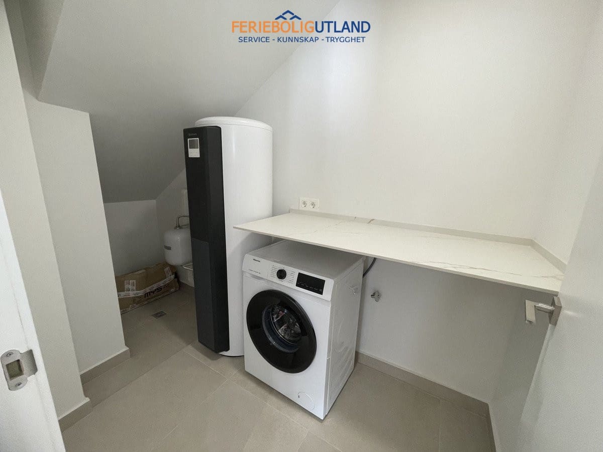 3 camera da letto Villa in vendita in Almoradi con piscina garage - 359.900 € (Rif: 10007033)