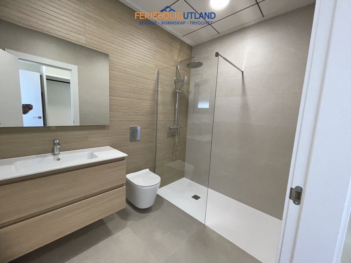 3 camera da letto Villa in vendita in Almoradi con piscina garage - 359.900 € (Rif: 10007033)