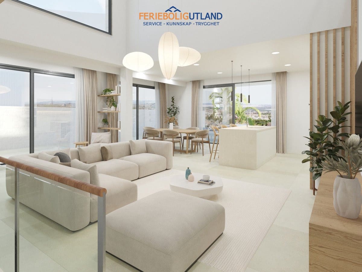 Chalet de 3 habitaciones en Ciudad Quesada en venta con piscina garaje - 1.050.000 € (Ref: 10007034)