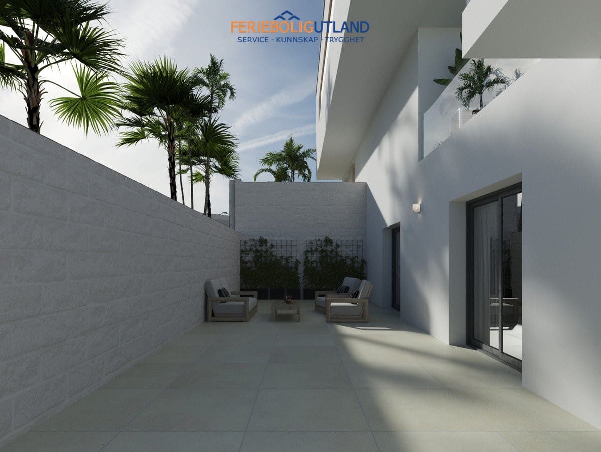 Chalet de 3 habitaciones en Ciudad Quesada en venta con piscina garaje - 1.050.000 € (Ref: 10007034)