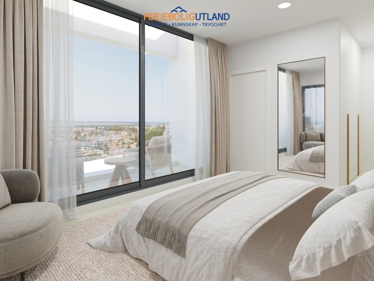 Chalet de 3 habitaciones en Ciudad Quesada en venta con piscina garaje - 1.050.000 € (Ref: 10007034)
