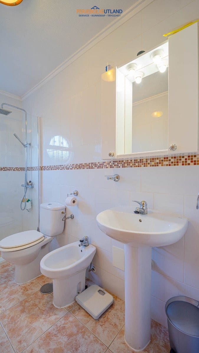 3 slaapkamer Huis te koop in Playa Flamenca met zwembad garage - € 259.000 (Ref: 10007035)