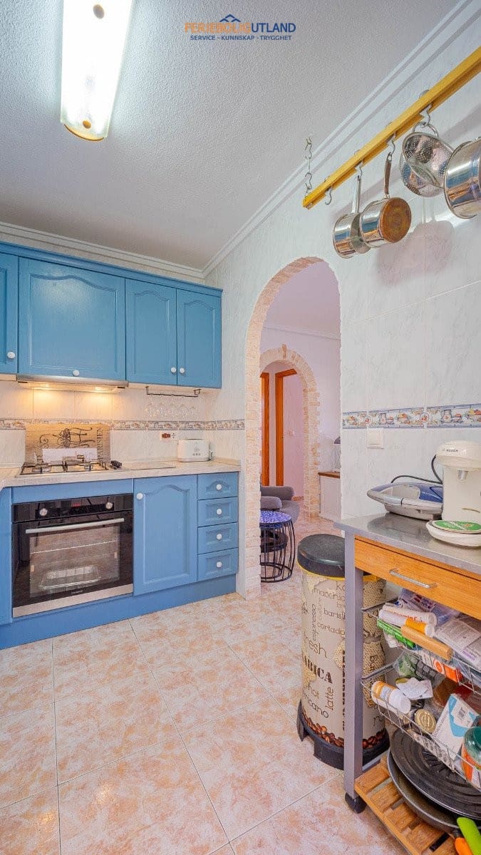 3 slaapkamer Huis te koop in Playa Flamenca met zwembad garage - € 259.000 (Ref: 10007035)