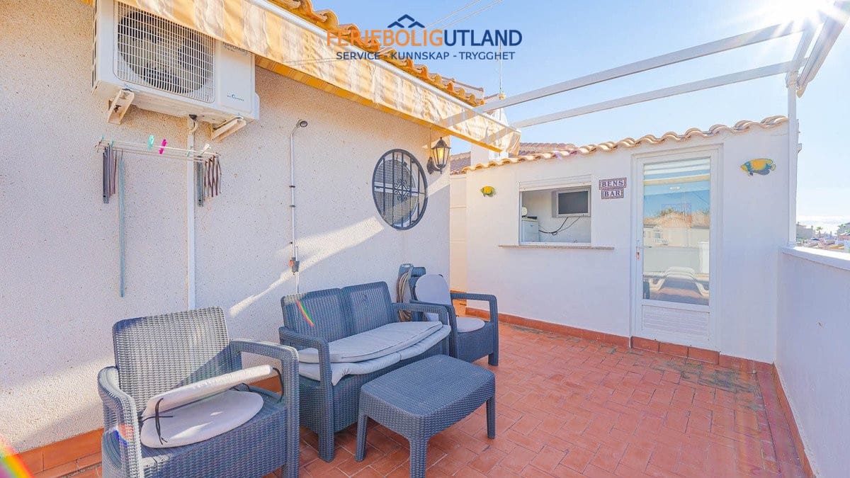 3 slaapkamer Huis te koop in Playa Flamenca met zwembad garage - € 259.000 (Ref: 10007035)
