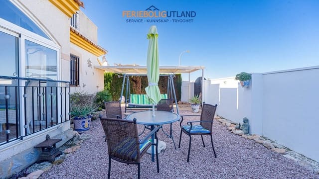 3 slaapkamer Huis te koop in Playa Flamenca, Orihuela met zwembad garage - € 259.000 (Ref: 10007035)