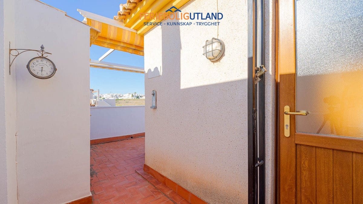 3 slaapkamer Huis te koop in Playa Flamenca met zwembad garage - € 259.000 (Ref: 10007035)