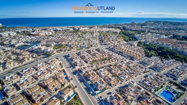 3 slaapkamer Huis te koop in Playa Flamenca, Orihuela met zwembad garage - € 259.000 (Ref: 10007035)
