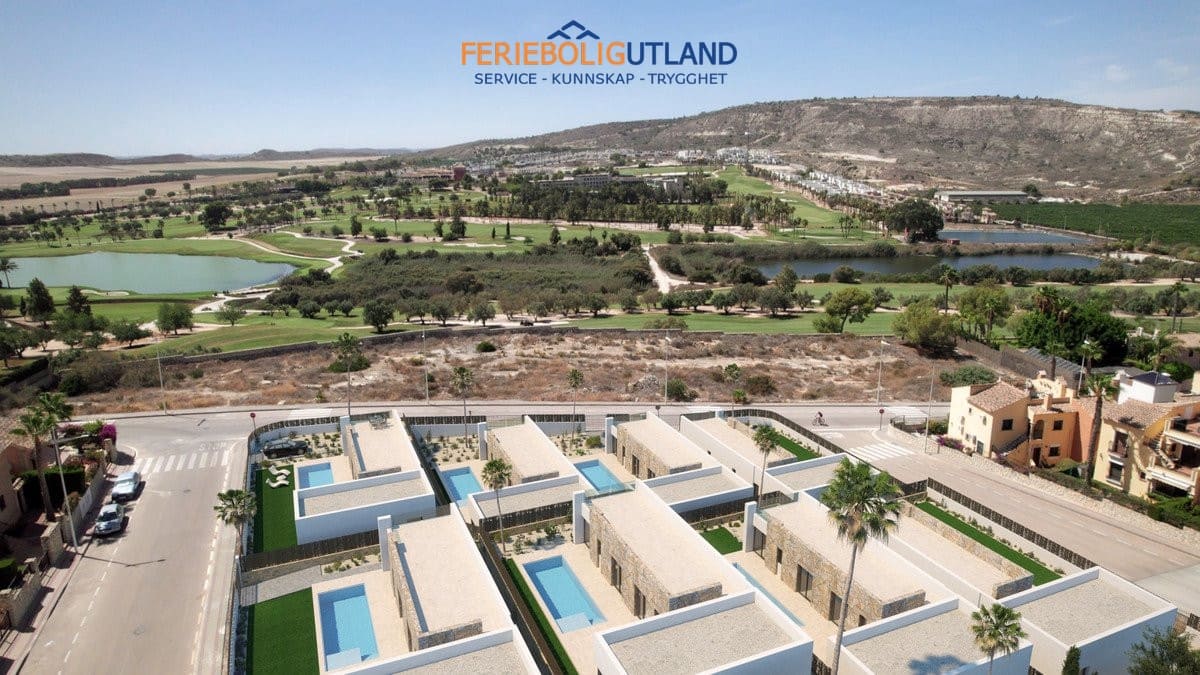 3 bedroom Villa for sale in Algorfa with pool garage - € 579,000 (Ref: 10007036)
