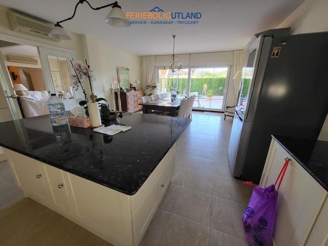 4 chambre Villa/Maison à vendre à Playa Flamenca, Orihuela avec piscine - 860 000 € (Ref: 10007038)