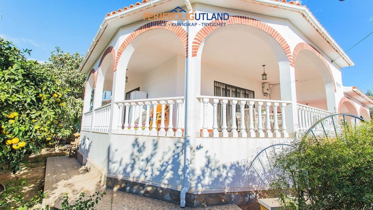 Chalet de 5 habitaciones en Los Balcones en venta con piscina - 980.000 € (Ref: 10007039)