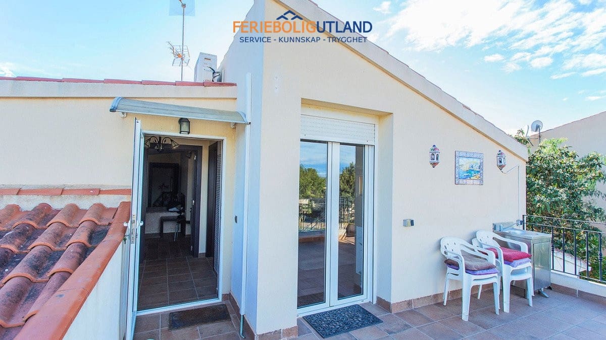 Chalet de 5 habitaciones en Los Balcones en venta con piscina - 980.000 € (Ref: 10007039)
