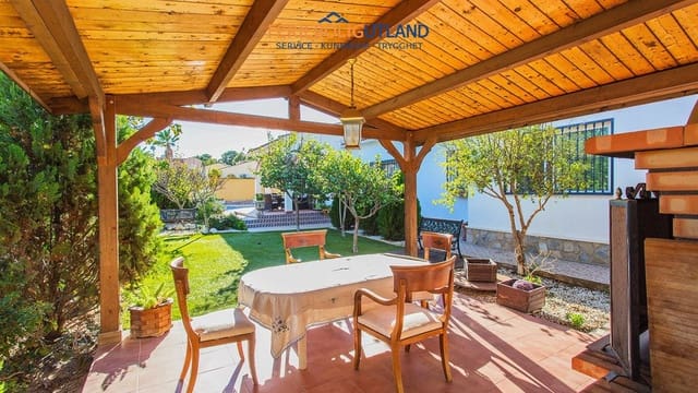 Chalet de 5 habitaciones en Los Balcones en venta con piscina - 980.000 € (Ref: 10007039)