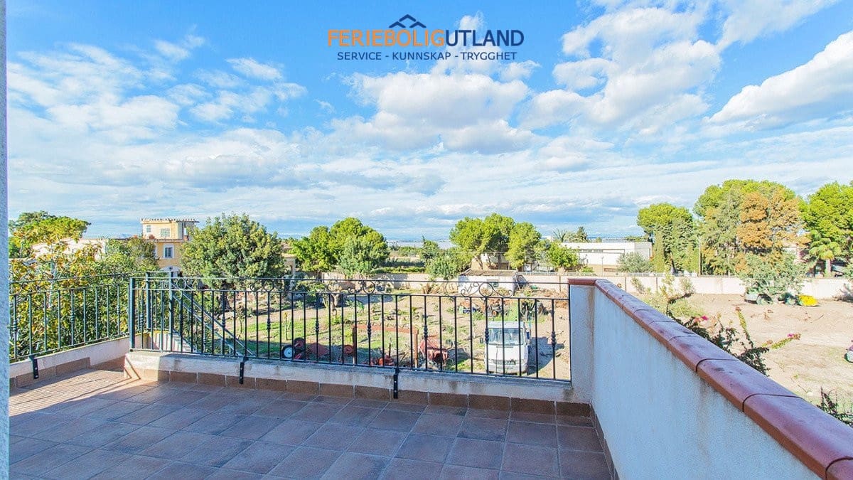 Chalet de 5 habitaciones en Los Balcones en venta con piscina - 980.000 € (Ref: 10007039)