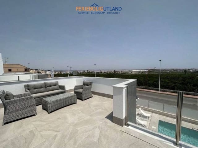 3 bedroom Villa for sale in Los Altos with pool garage - € 670,000 (Ref: 10007040)