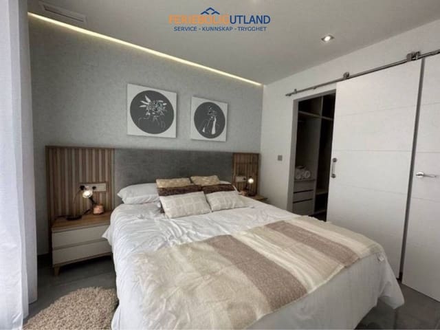 3 bedroom Villa for sale in Los Altos with pool garage - € 670,000 (Ref: 10007040)